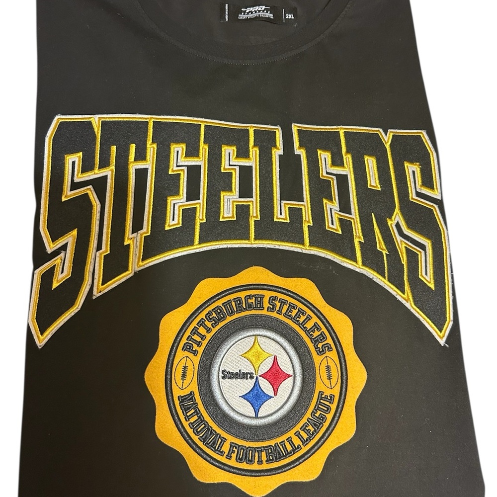 Pittsburgh Steelers Black T-Shirt (w/ patchwork on sleeves)